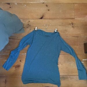 Blue Women’s Merino Base-layer Too